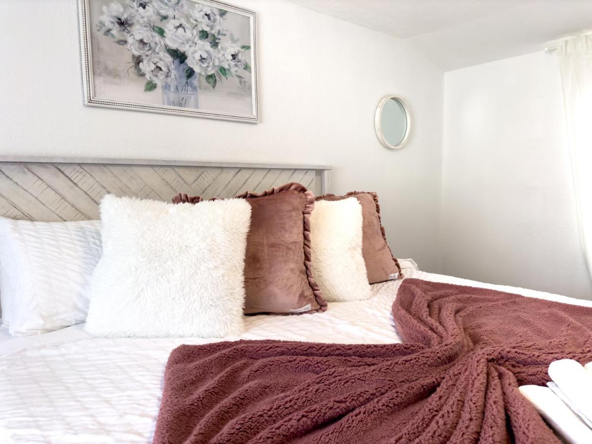 Villa 2B1B Stylish Little House W Shared Pool 511 Clearwater Exterior foto