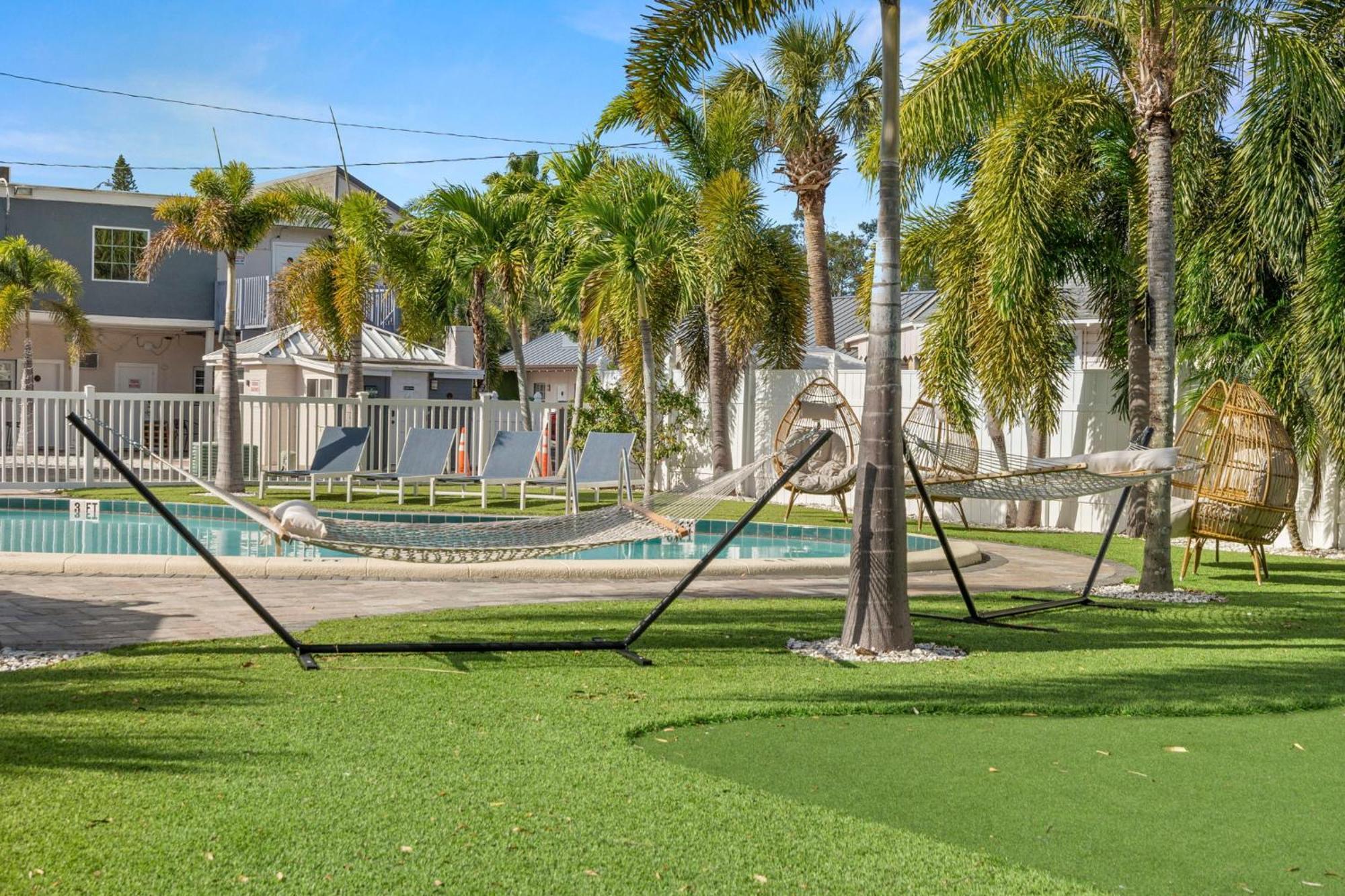 Villa 2B1B Stylish Little House W Shared Pool 511 Clearwater Exterior foto